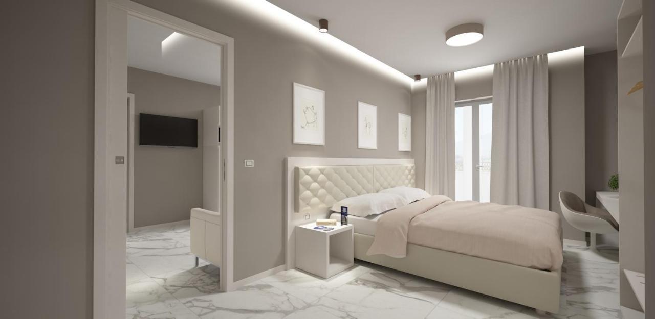 אלבה אדריאטיקה Residence Hotel Alba Palace מראה חיצוני תמונה